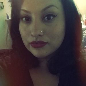 Meet your Posher, Ana